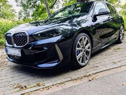 Schwarz Gebraucht 2021 BMW 135 Comfort Edition Kleinwagen | 36.990 € (Etwas zu teuer)