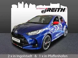 Nachtblau mica metallic (metallic) Gebraucht 2021 Toyota Yaris Hybrid Kleinwagen | 19.930 € (Fairer Preis)