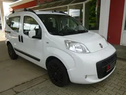 Weiß Gebraucht 2014 Fiat Qubo Trekking Van / Kleinbus | 5.999 € (Fairer Preis)