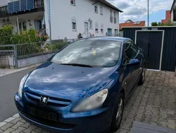 Blau Gebraucht 2008 Peugeot 307 CC Cabrio | 1.000 €