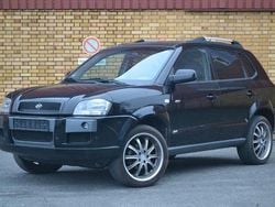 Schwarz Gebraucht 2005 Hyundai Tucson GLS SUV | 5.780 € (Etwas zu teuer)