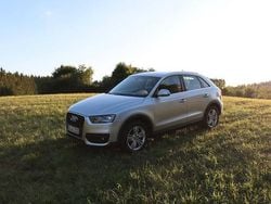 Silber Gebraucht 2012 Audi Q3 Ambiente SUV | 12.800 € (Etwas zu teuer)