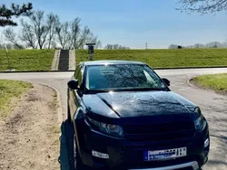 Schwarz Gebraucht 2011 Land Rover Range Rover evoque Dynamic SUV | 13.650 € (Fairer Preis)