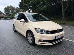 Beige Gebraucht 2019 VW Touran Van / Kleinbus | 4.790 €