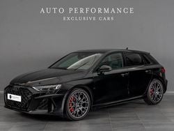 Schwarz Gebraucht 2025 Audi RS3 Sportback Sport Kleinwagen | 65.500 € (Superpreis)