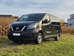 Schwarz Gebraucht 2018 Nissan NV300 Van | 26.900 € (Teuer)