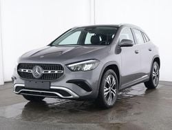 Grau Gebraucht 2024 Mercedes GLA180 Advanced SUV | 33.950 € (Fairer Preis)