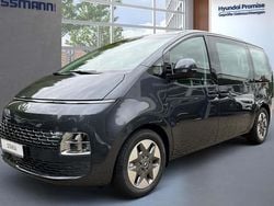 Grau Gebraucht 2024 Hyundai Staria Trend Van | 39.990 € (Guter Preis)