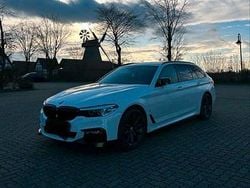 Weiß Gebraucht 2018 BMW 520 M Sport Kombi | 23.699 € (Fairer Preis)