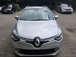 Silber Gebraucht 2015 Renault Clio GrandTour Intens Kombi | 9.300 € (Fairer Preis)