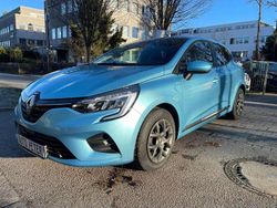 Celadon blue Gebraucht 2021 Renault Clio V Experience Kleinwagen | 10.990 € (Fairer Preis)