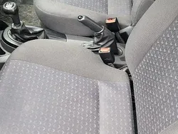 Grau Gebraucht 2004 Ford Focus Kleinwagen | 1.150 € (Fairer Preis)