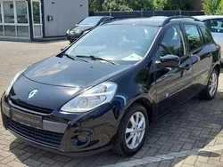 Schwarz Gebraucht 2012 Renault Clio GrandTour Kombi | 5.700 €