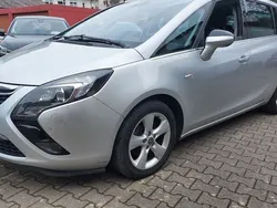 Silber Gebraucht 2014 Opel Zafira Tourer Innovation Van / Kleinbus | 6.900 € (Fairer Preis)