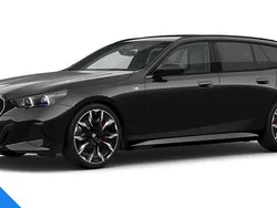 Schwarz Neu 2025 BMW 540 M Sport Kombi | 87.888 € (Teuer)