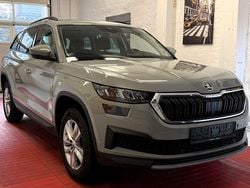 Grau Gebraucht 2023 Skoda Kodiaq SUV | 27.900 € (Fairer Preis)