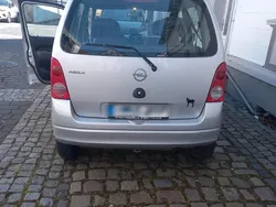Grau Gebraucht 2003 Opel Agila Kleinwagen | 1.000 € (Fairer Preis)