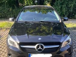 Schwarz Gebraucht 2016 Mercedes CLA180 Shooting Brake Kombi | 17.800 € (Etwas zu teuer)
