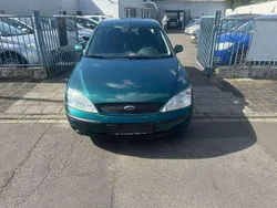 Grün Gebraucht 2001 Ford Mondeo Ambiente Limousine | 1.599 € (Fairer Preis)