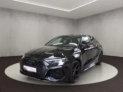 Mythosschwarz metallic Gebraucht 2024 Audi RS3 Kleinwagen | 59.900 € (Superpreis)
