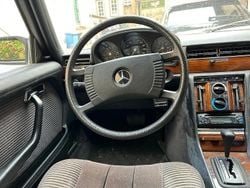 Silber Gebraucht 1979 Mercedes 350 SE Limousine | 11.800 €