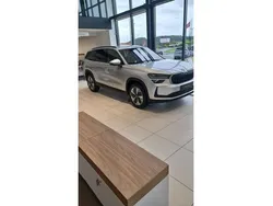 Brilliant silber metallic Neu 2025 Skoda Kodiaq Selection SUV | 39.000 € (Superpreis)