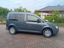 Grau Gebraucht 2010 VW Caddy Life Van / Kleinbus | 5.200 € (Fairer Preis)