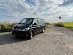 Schwarz Gebraucht 2016 VW T6 Comfortline Van | 43.999 € (Teuer)