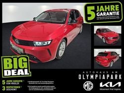 Lackierung peperoncino red/typ Gebraucht 2024 Opel Astra Business Elegance Limousine | 19.775 € (Superpreis)