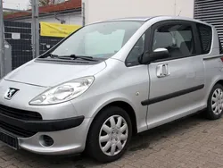 Silber Gebraucht 2006 Peugeot 1007 Kleinwagen | 790 € (Superpreis)