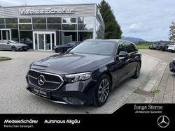 Grau Gebraucht 2024 Mercedes E220 Avantgarde Limousine | 48.570 € (Superpreis)