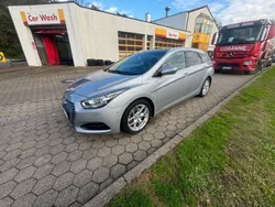 Silber Gebraucht 2018 Hyundai i40 Space Plus Kombi | 16.800 € (Etwas zu teuer)