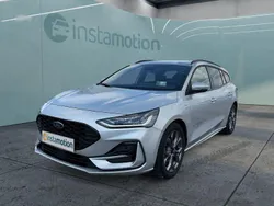 Silber Gebraucht 2023 Ford Focus ST-Line Kombi | 20.899 € (Fairer Preis)