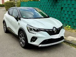 Weiß Gebraucht 2022 Renault Captur Intens SUV | 20.499 € (Fairer Preis)