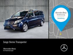 Blau Gebraucht 2021 Mercedes V300 Exclusive Van / Kleinbus | 61.980 € (Etwas zu teuer)