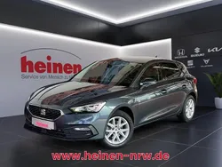 Grau Gebraucht 2020 Seat Leon Style Limousine | 16.899 € (Fairer Preis)