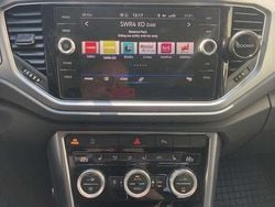 Schwarz Gebraucht 2021 VW T-Roc Active SUV | 20.399 € (Fairer Preis)