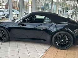 Schwarz Gebraucht 2021 Porsche 911 Carrera Cabriolet Cabrio | 124.992 € (Fairer Preis)