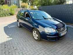 Blau Gebraucht 2008 VW Golf V Kombi | 2.500 € (Fairer Preis)