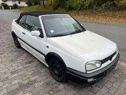 Weiß Gebraucht 1996 VW Golf Cabriolet Sport Cabrio | 900 €