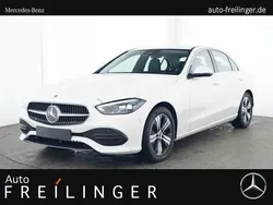 Weiß Gebraucht 2023 Mercedes C180 Avantgarde Limousine | 37.450 € (Fairer Preis)