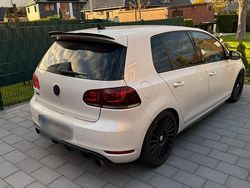 Weiß Gebraucht 2012 VW Golf VII Edition Limousine | 10.799 € (Teuer)