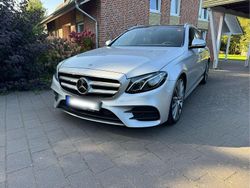 Silber Gebraucht 2019 Mercedes E300 AMG line Kombi | 28.499 € (Guter Preis)