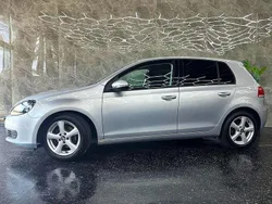 Silber Gebraucht 2009 VW Golf VI Comfortline Limousine | 8.650 € (Etwas zu teuer)