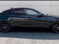Schwarz Gebraucht 2020 Jaguar XE R-Dynamic Limousine | 29.000 € (Fairer Preis)