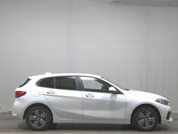 Weiss Gebraucht 2023 BMW 118 Advantage Kleinwagen | 20.480 € (Guter Preis)