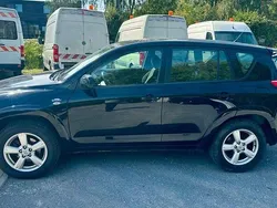 Schwarz Gebraucht 2006 Toyota RAV4 Sol SUV | 3.400 € (Fairer Preis)