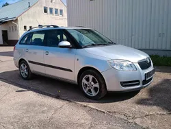 Silber Gebraucht 2008 Skoda Fabia Kombi | 1.500 € (Superpreis)