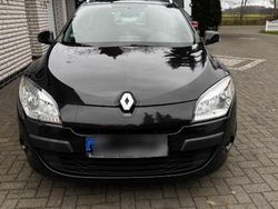 Schwarz Gebraucht 2010 Renault Mégane GrandTour Kombi | 4.000 € (Fairer Preis)