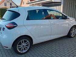 Weiß Gebraucht 2022 Renault Zoe Evolution Kleinwagen | 12.000 € (Guter Preis)